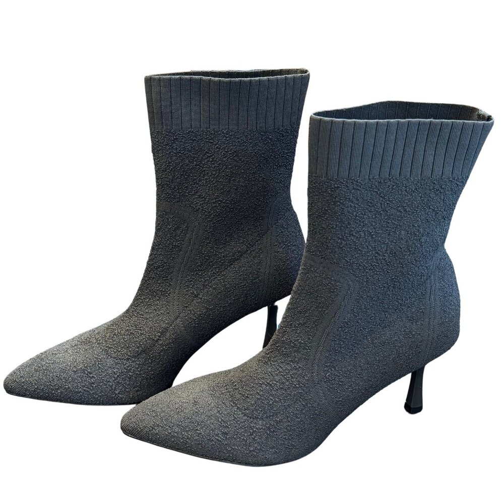 Dream Pairs Mid Calf Sock Booties Grey Size 9 NEW w/Box